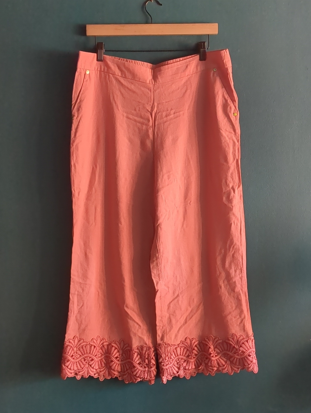 Linen Blend Anne Klein Pastel Pink Cropped Pants Lace Embroidery Trim